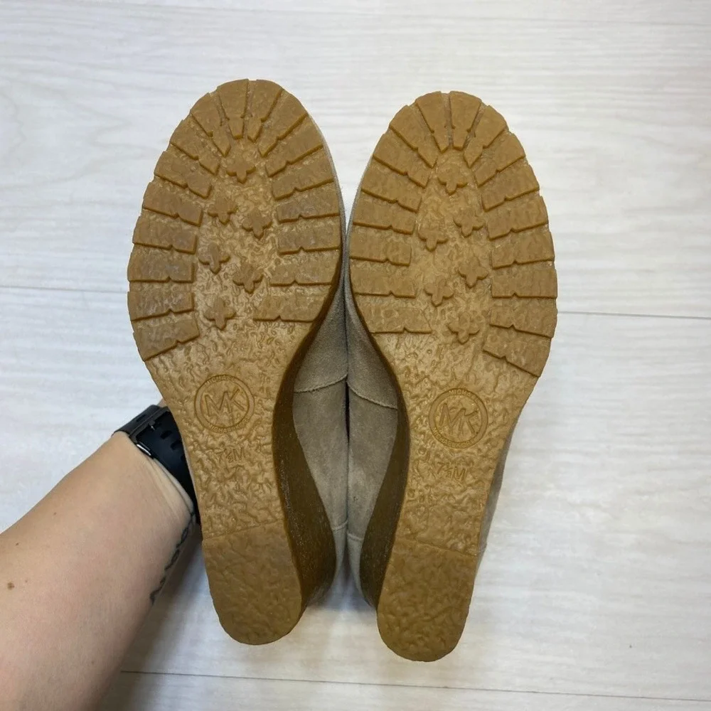 Michael Michael Kors Tan Suede Penny Loafer Wedge Heels Lug Sole‎ Womens 7.5M
